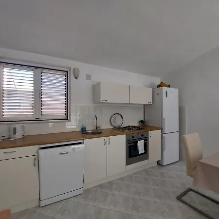 Mara Apartment Primosten Apartmán